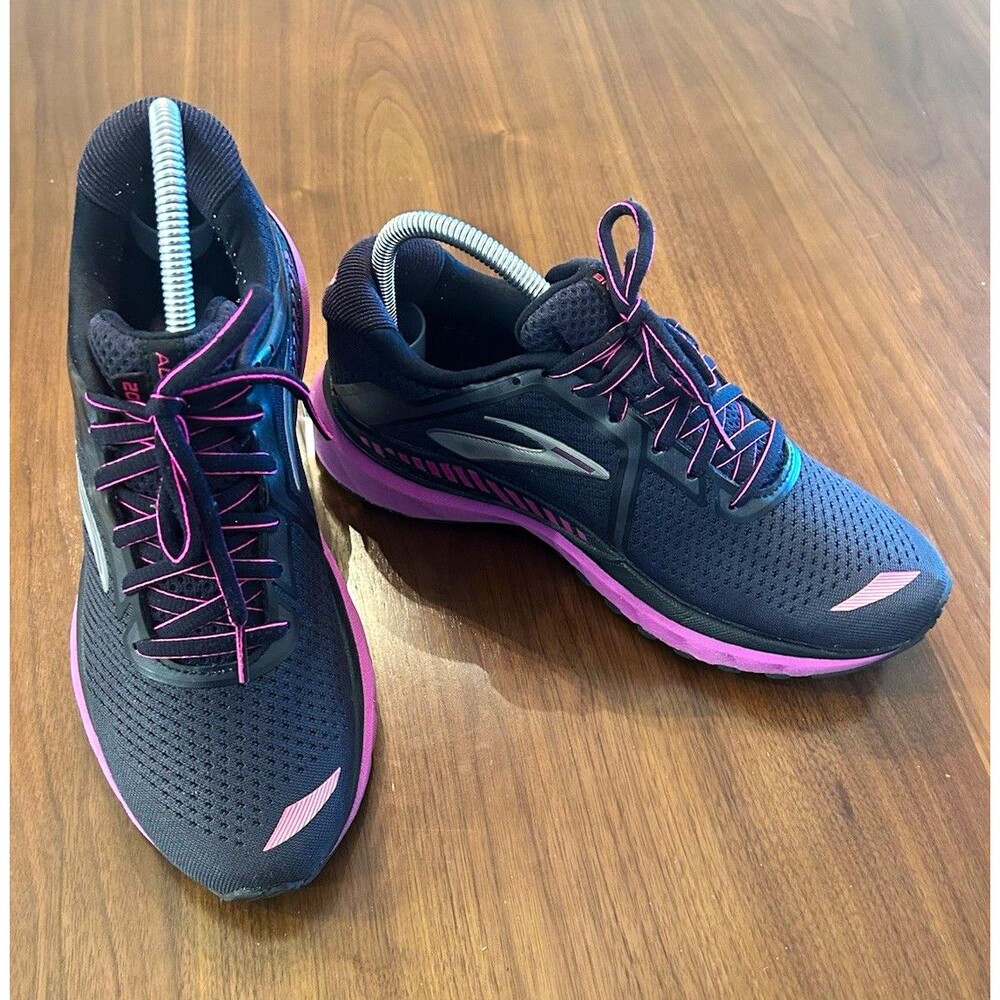 Brooks Adrenaline GTS 20 Women Black Hollyhock Mesh Lace-Up Running Shoe 8.5B